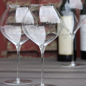 ULTRALIGHT Mouthblown Wine Glasses Box of 2