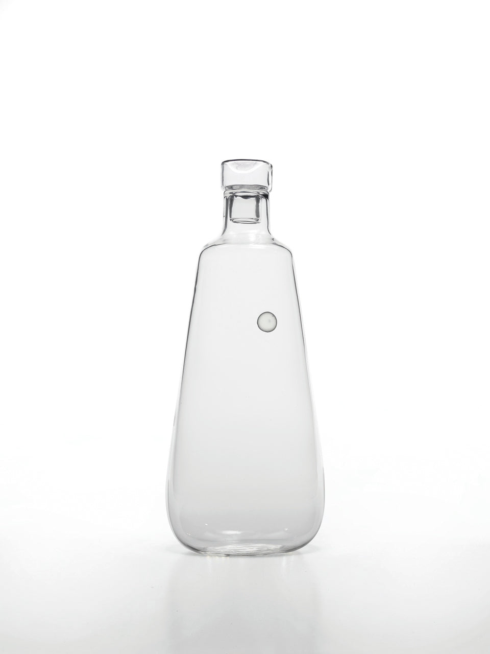 UNICHE Carafe and Bottle